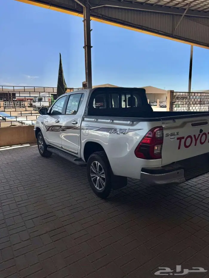 هايلوكس غمارتين بنزين S_GLX دبل 2025 كاش واقساط سعودي 4