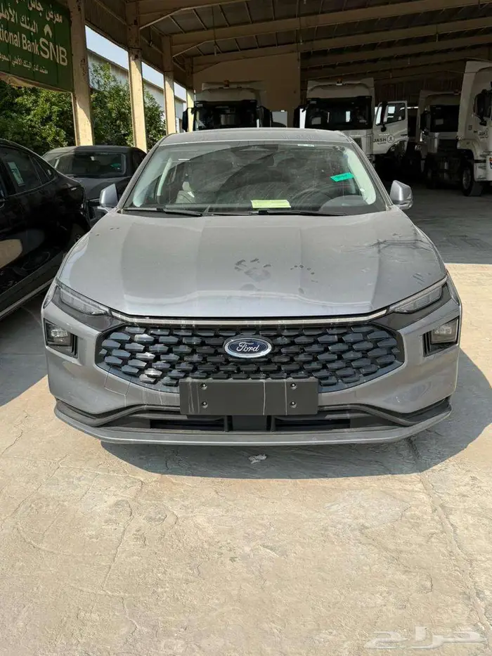 فورد تورس ترند لون رمادى 2026 عليها صيانة مجانية سعودى 0