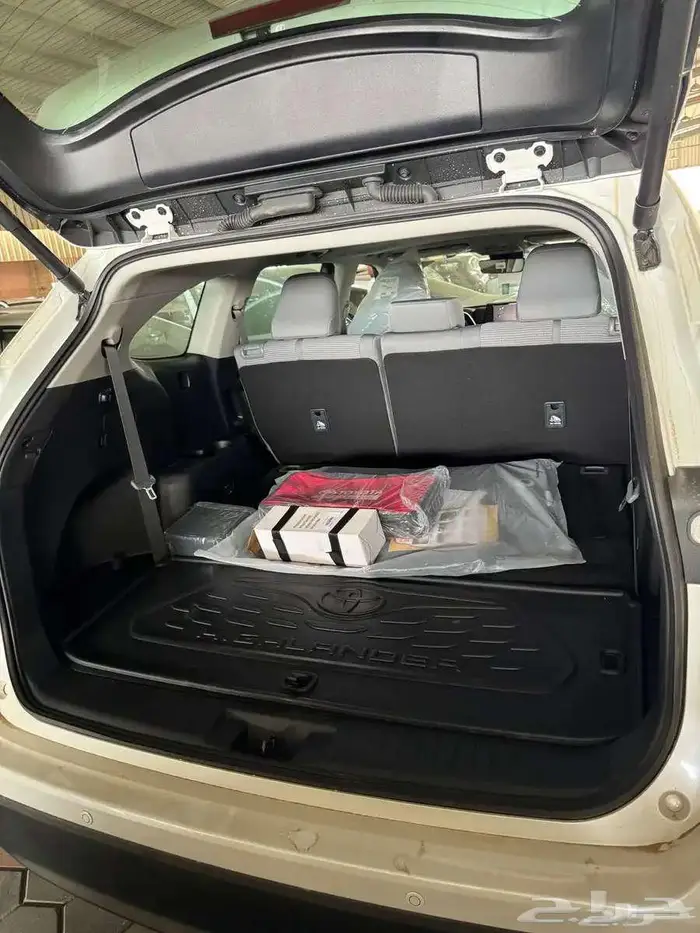 تويوتا هايلاندر GLE موديل 2025 3