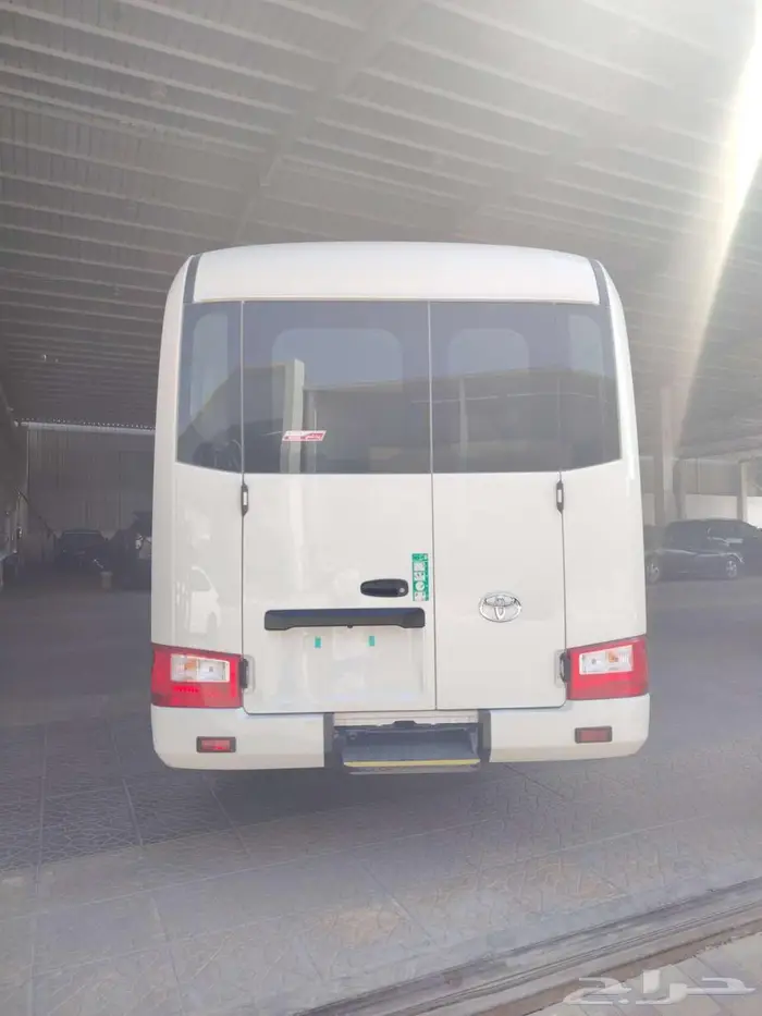 تويوتا باص كوستر 2025 بنزين 2.7 قير عادي 20 راكب COASTER 4