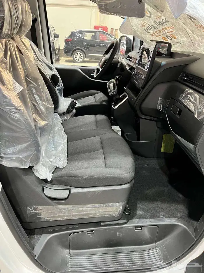 عرض خاص هيونداي استاريا 11 راكب ديزل 2.2 موديل 2025 6