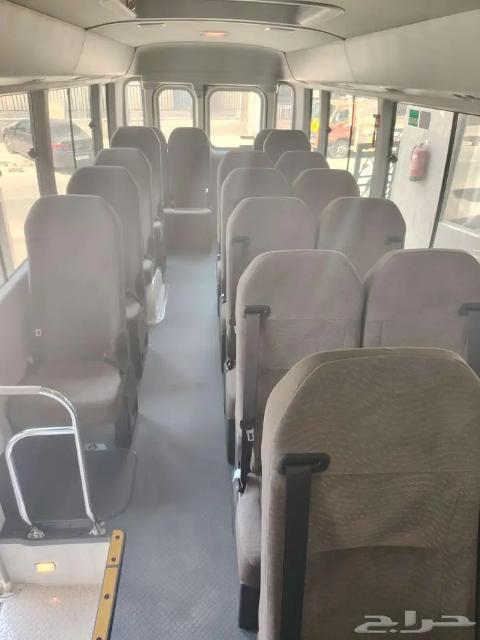 تويوتا باص كوستر 2025 بنزين 2.7 قير عادي 20 راكب COASTER 15