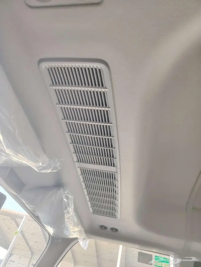 تويوتا باص كوستر 2025 بنزين 2.7 قير عادي 20 راكب COASTER 18