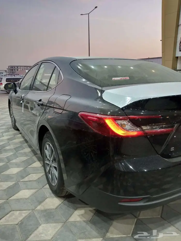 تويوتا كامري 2025 0