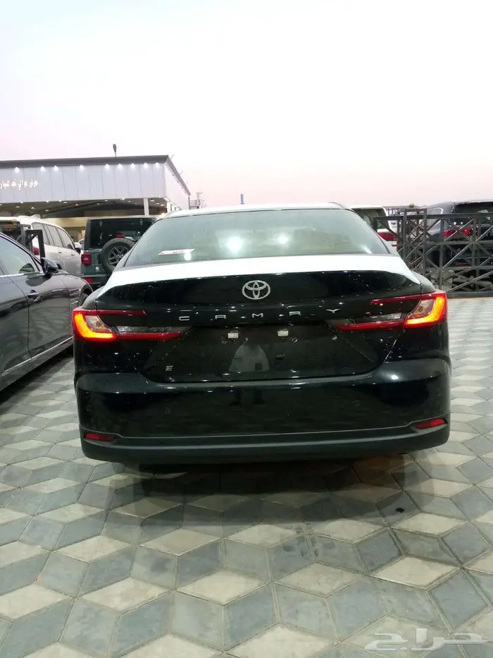 تويوتا كامري 2025 12