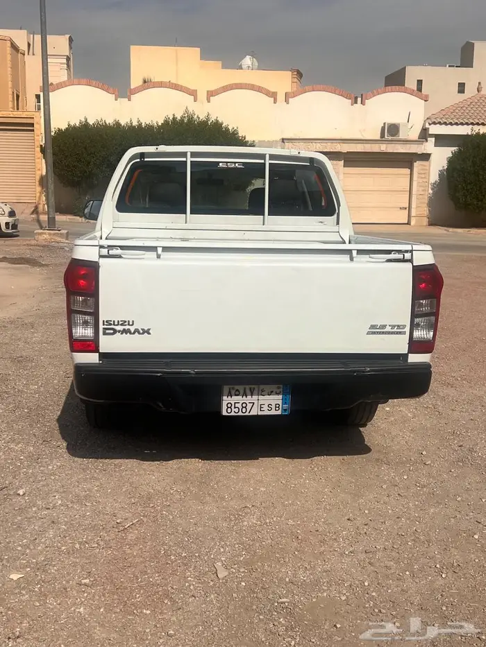 ايسوزو د ماكس استاندر 1