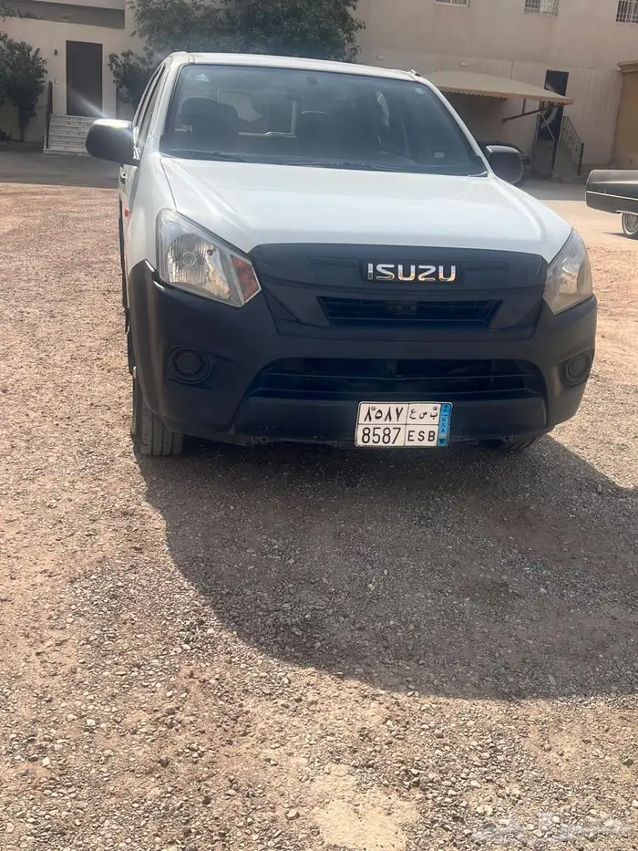 ايسوزو د ماكس استاندر 3