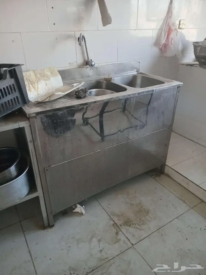 اغراض مطعم 1