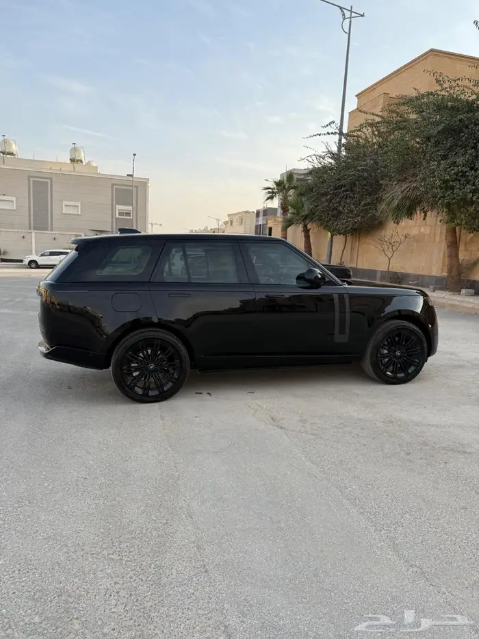 رنج روفر 2025 ضمان الناغي 5 سنوات شبه جديد 0