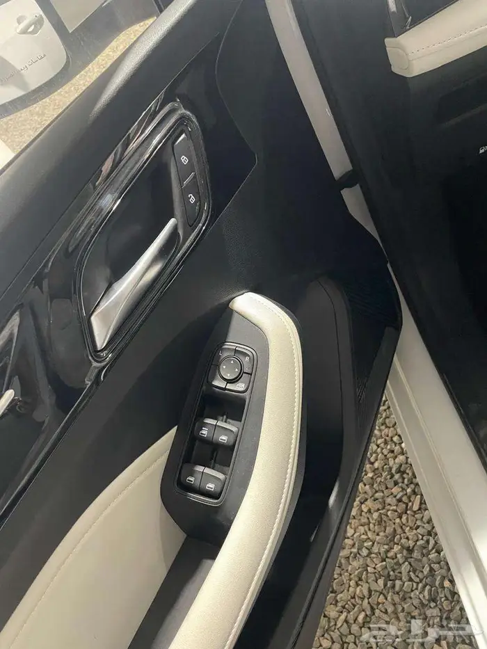 ام جي 5 الشكل الجديد موديل (2025) 9