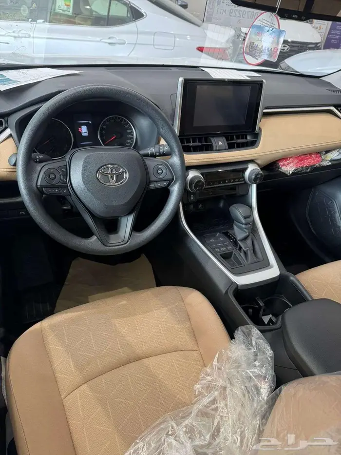 تويوتا راف فور م 2025 XLE نص فل - سعودي 3