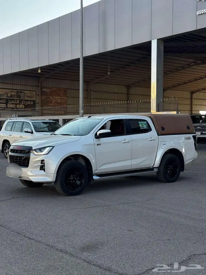 ايسوزو ديماكس غمارتين 2023 GT فل كامل اخو الجديد 1