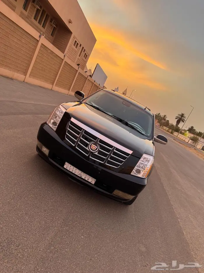 كادليلاك اسكاليد 9