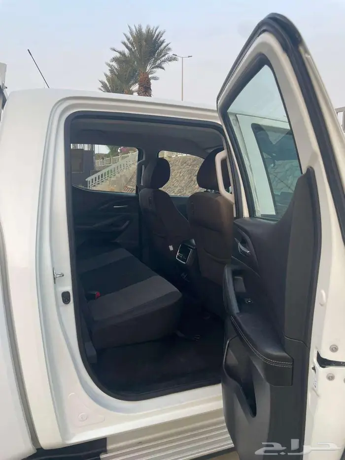 شانجان هنتر 2022 ديزل دبل بحالة ممتازة 7