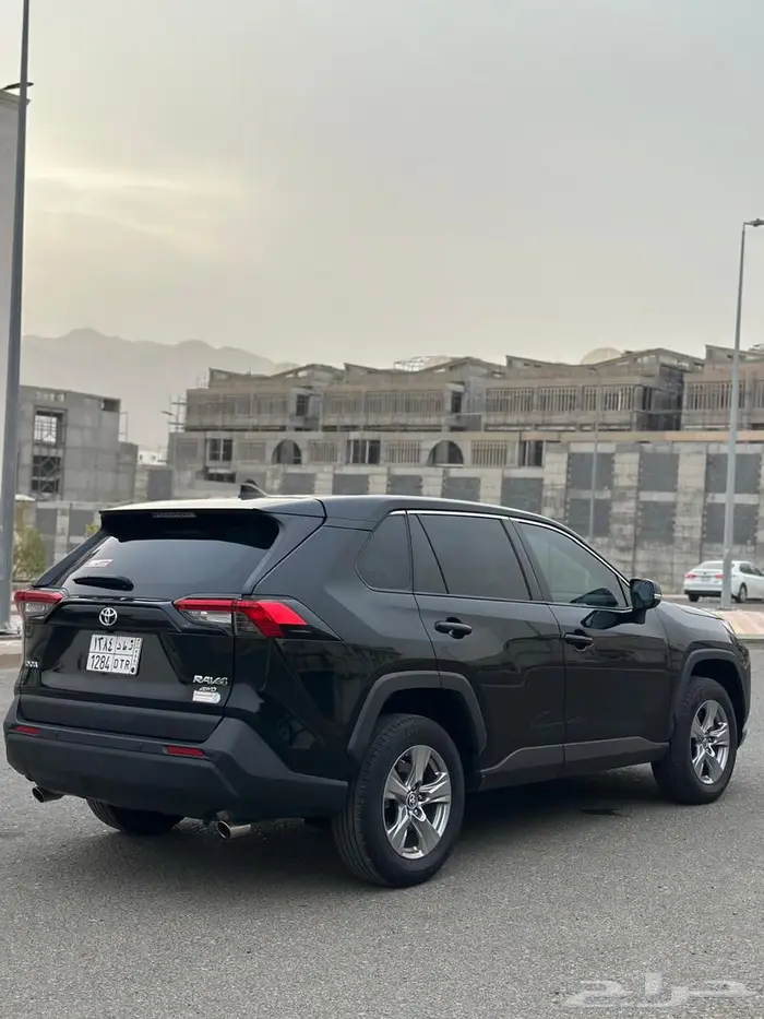 راف فور 2023 دبل شبه الجديد 8