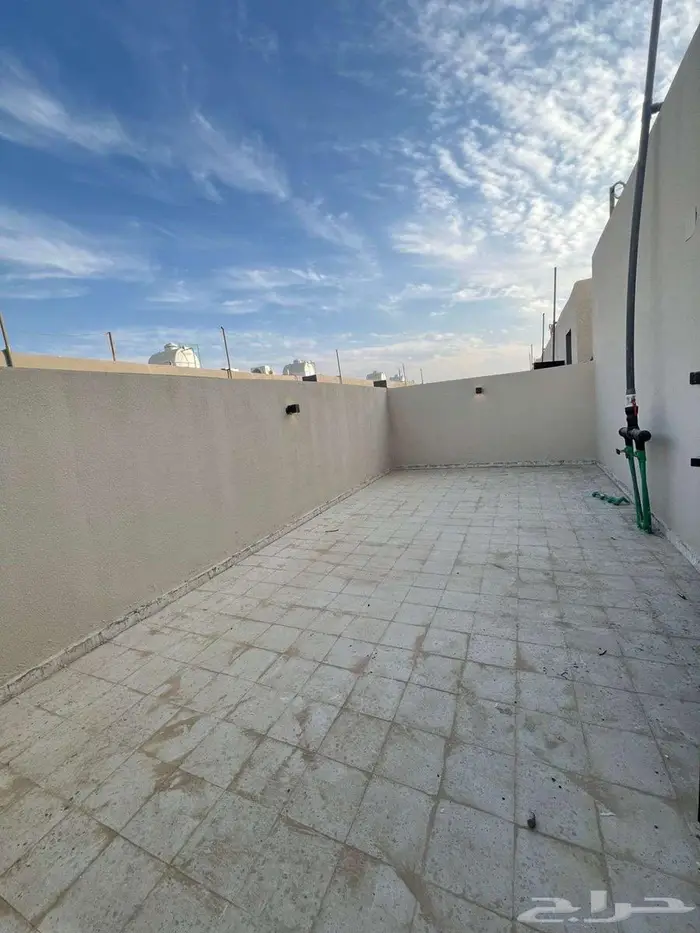 تاون هاوس للايجار في طويق الموسى 4