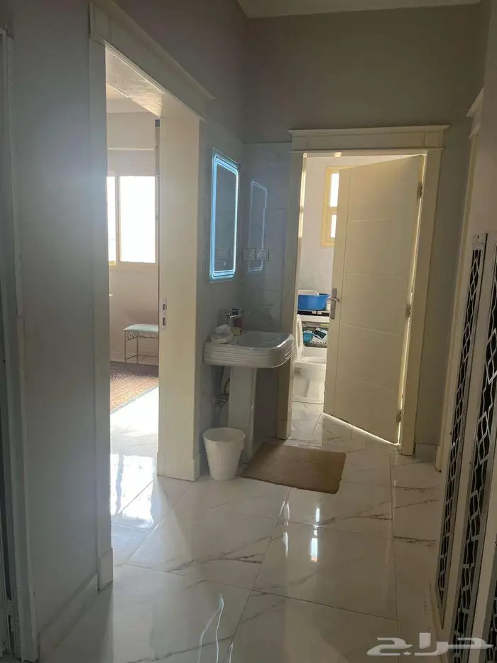 عرض رقم 143فيلا للبيع بسعر 2 مليون ريال 0