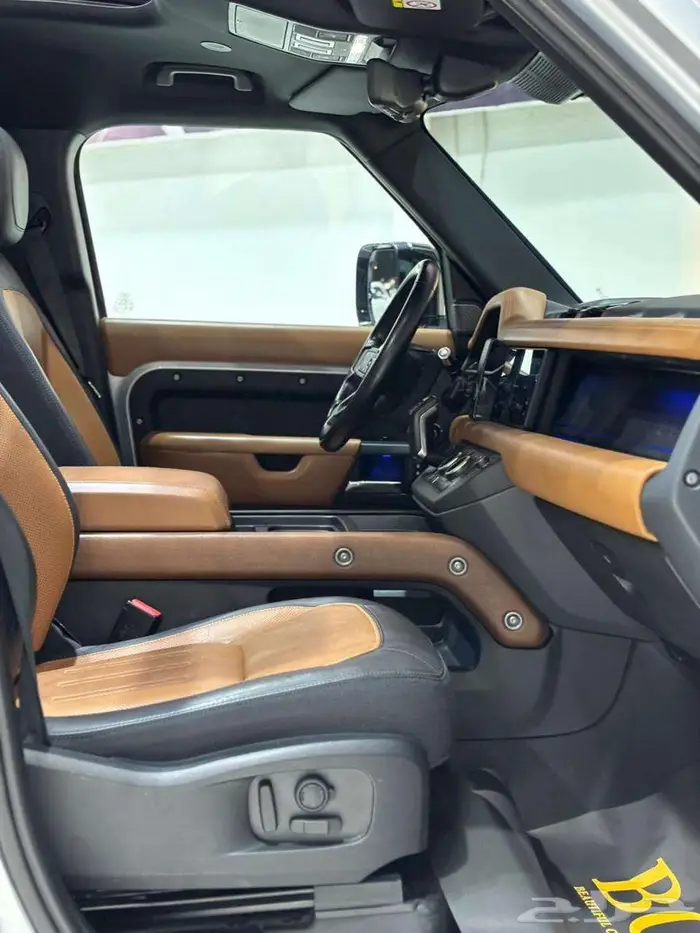 لاند روفر ديفندر 2022 اكس 11