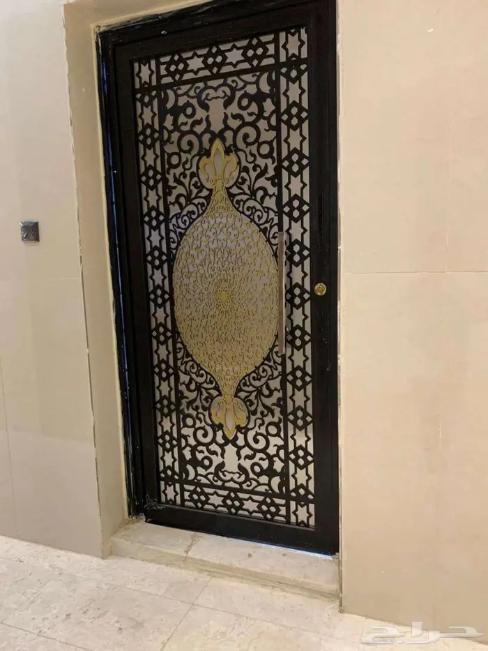 للبيع شقة الزهره راكب مكيفات ومطبخ جاهزه 2