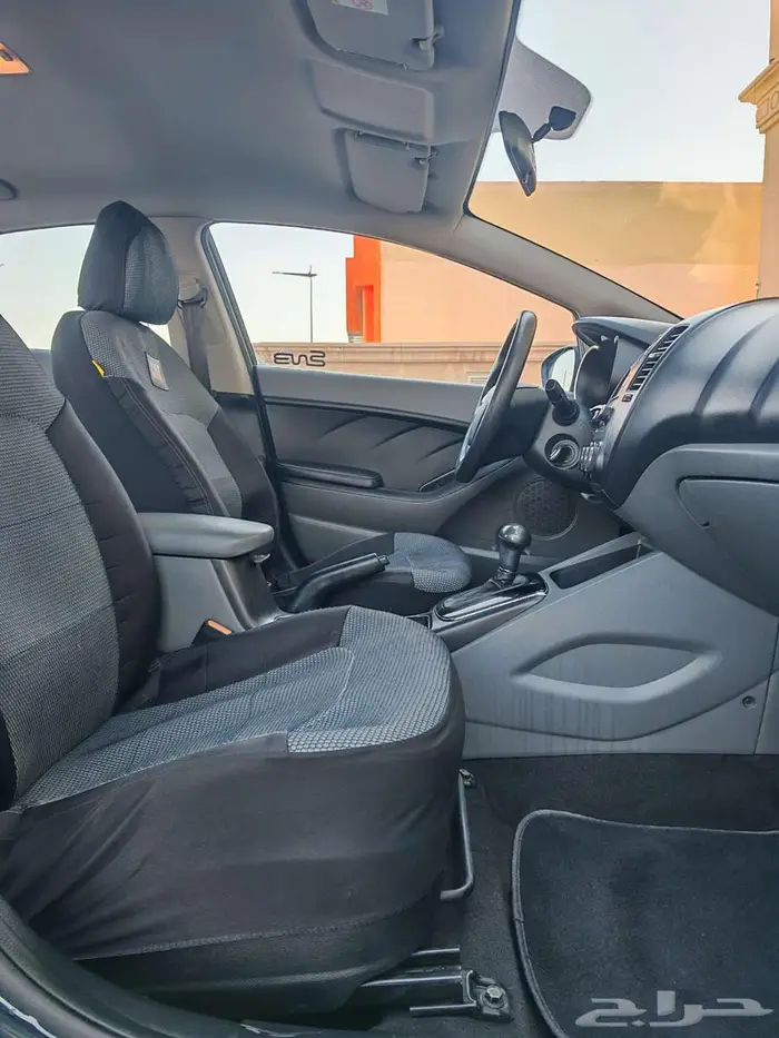 كيا سيراتو 2017 في قمة النظافة 50