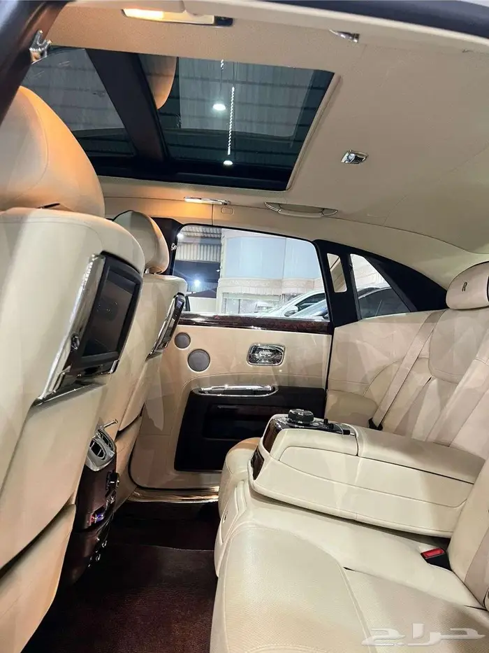 رولز رويس قوست 2015 ( الوكيل محمد يوسف ناغي ) 17