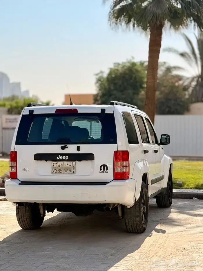 Jeep Cherokee 2011 5