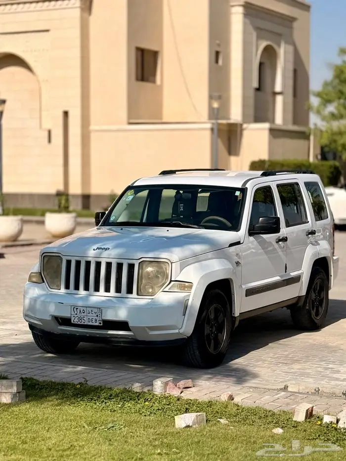 Jeep Cherokee 2011 7