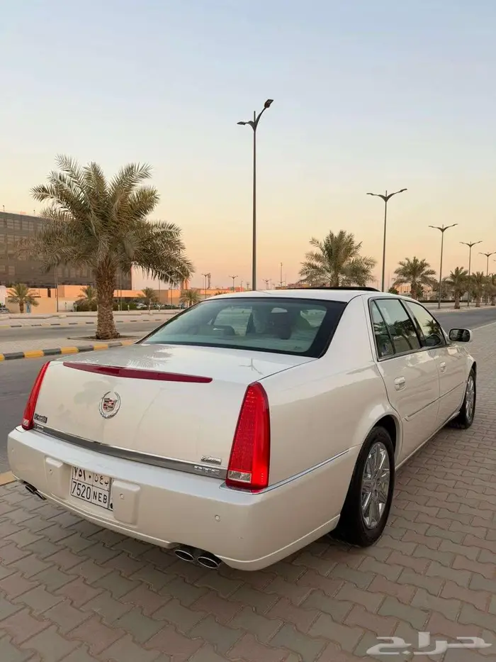 كاديلاك DTS 2011 نظيف جدا وكاله 22