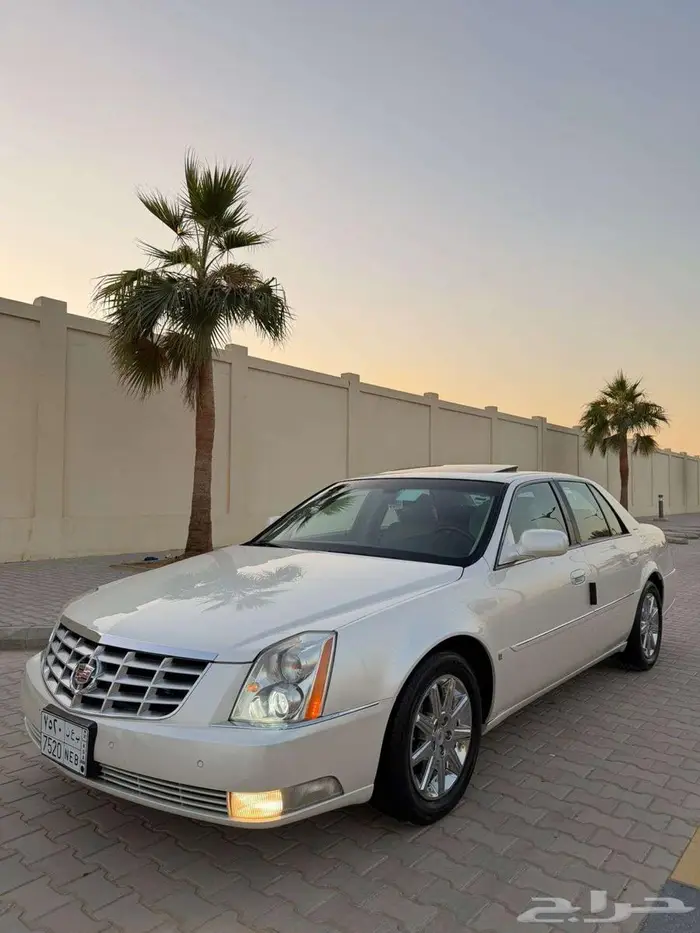 كاديلاك DTS 2011 نظيف جدا وكاله 38