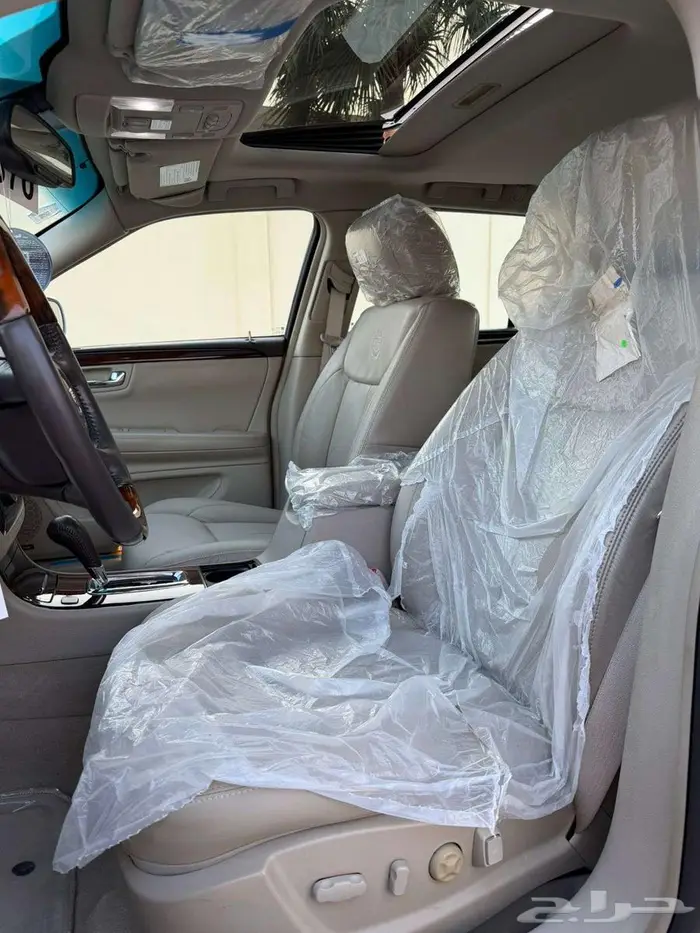 كاديلاك DTS 2011 نظيف جدا وكاله 70