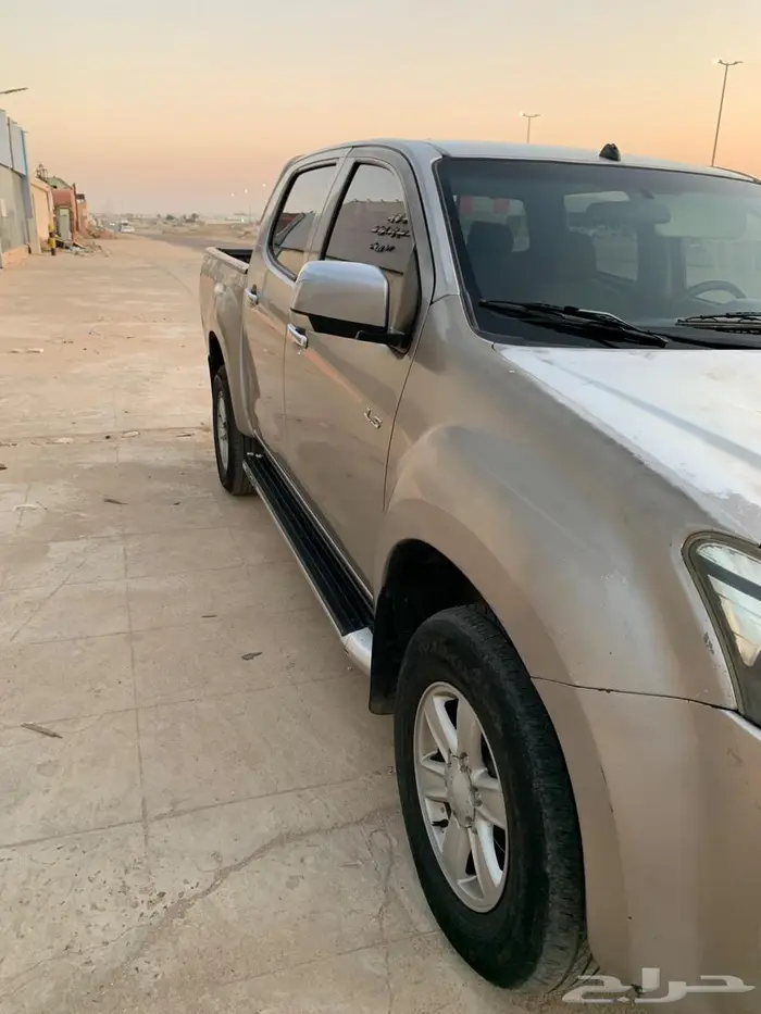 للبيع سيزو ديمكس 2014 3