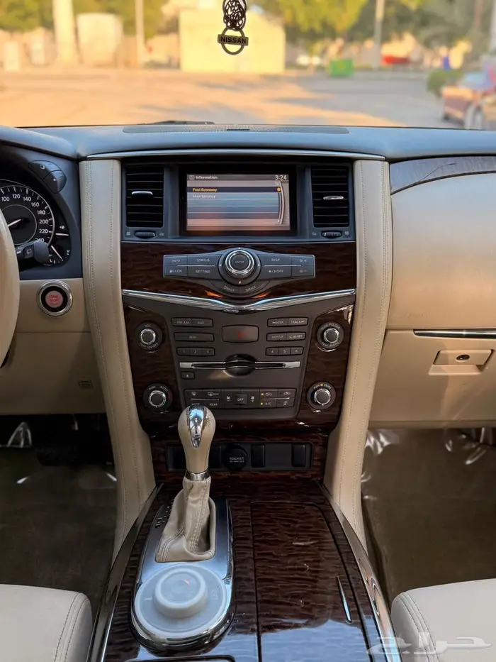 للبيع نيسان باترول SE2 2014 V8 نظيف جدا ممشى قليل 8