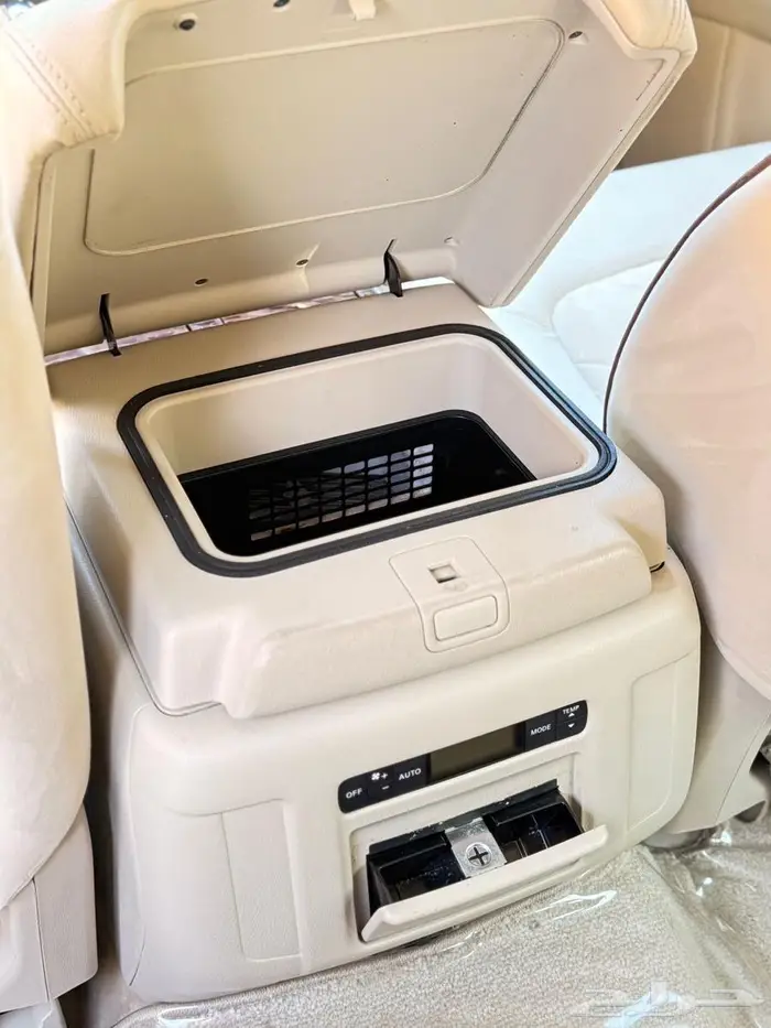 للبيع نيسان باترول SE2 2014 V8 نظيف جدا ممشى قليل 16