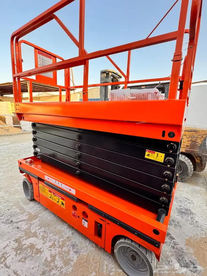 سيزرلفت مان لفت رافعة شوكيه للايجار في الدمام 14