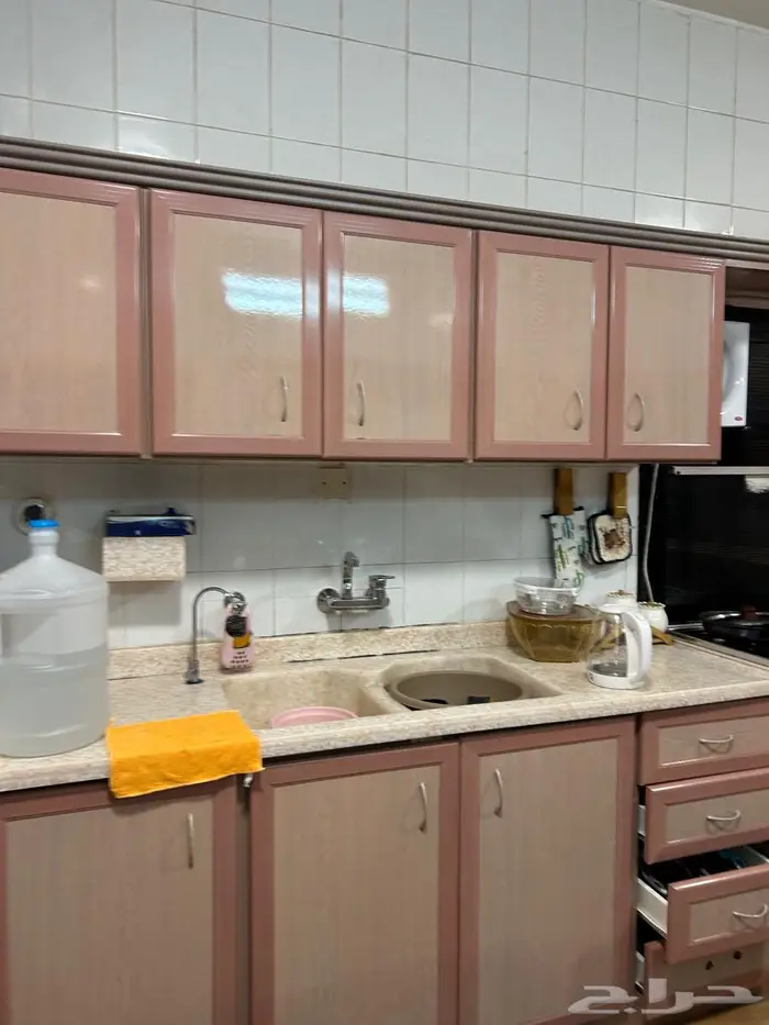 للبيع مطبخ 13 متر تقريبا 0