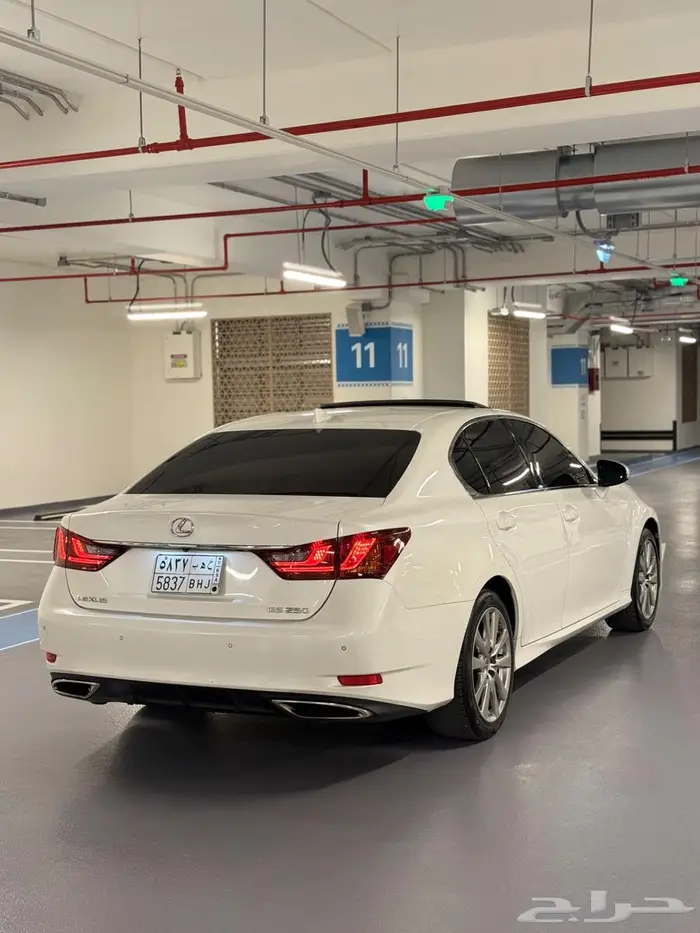 لكزس GS 2015 4