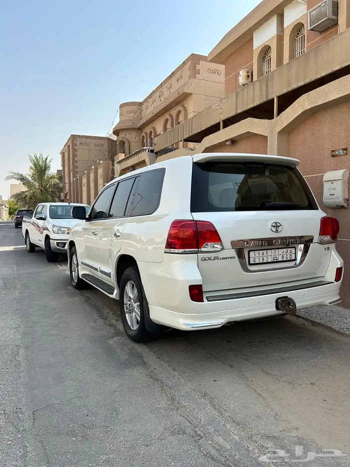 لاندكروزر 1