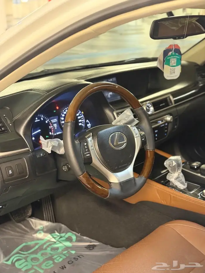 لكزس GS 2015 13