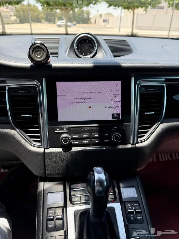 بورش ماكان 2018 فل كامل لون مميز 36