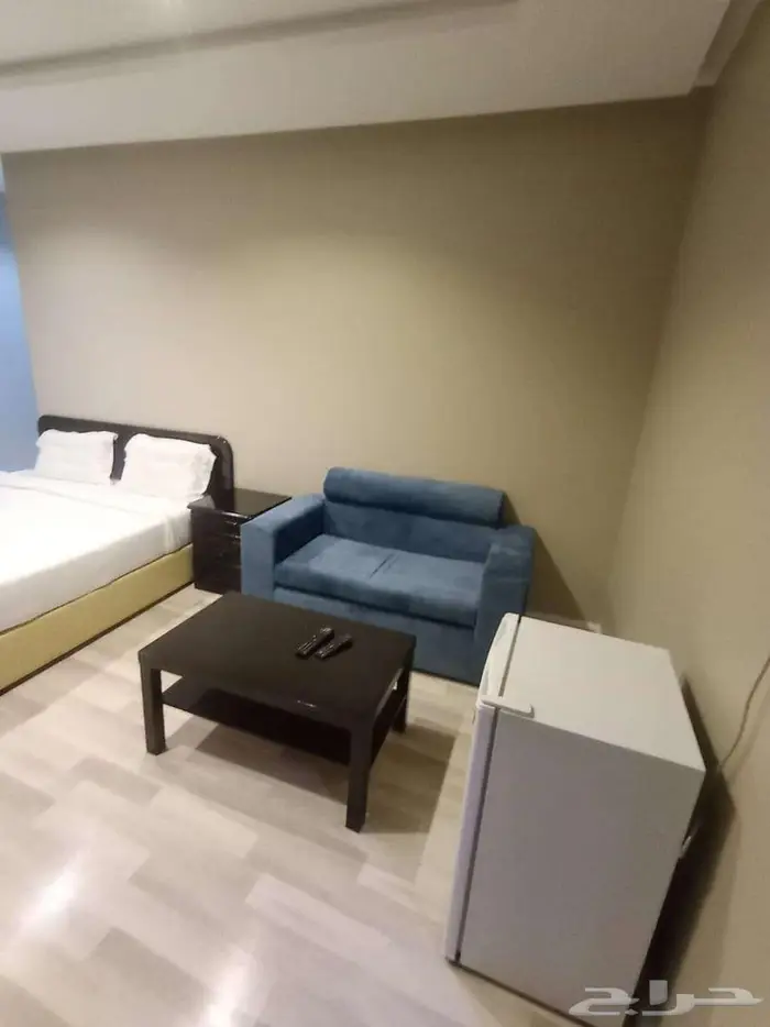 شقق فندقية غرفة دورة مياه بوفية مؤثثة وفاخرة بخميس مشيط 13