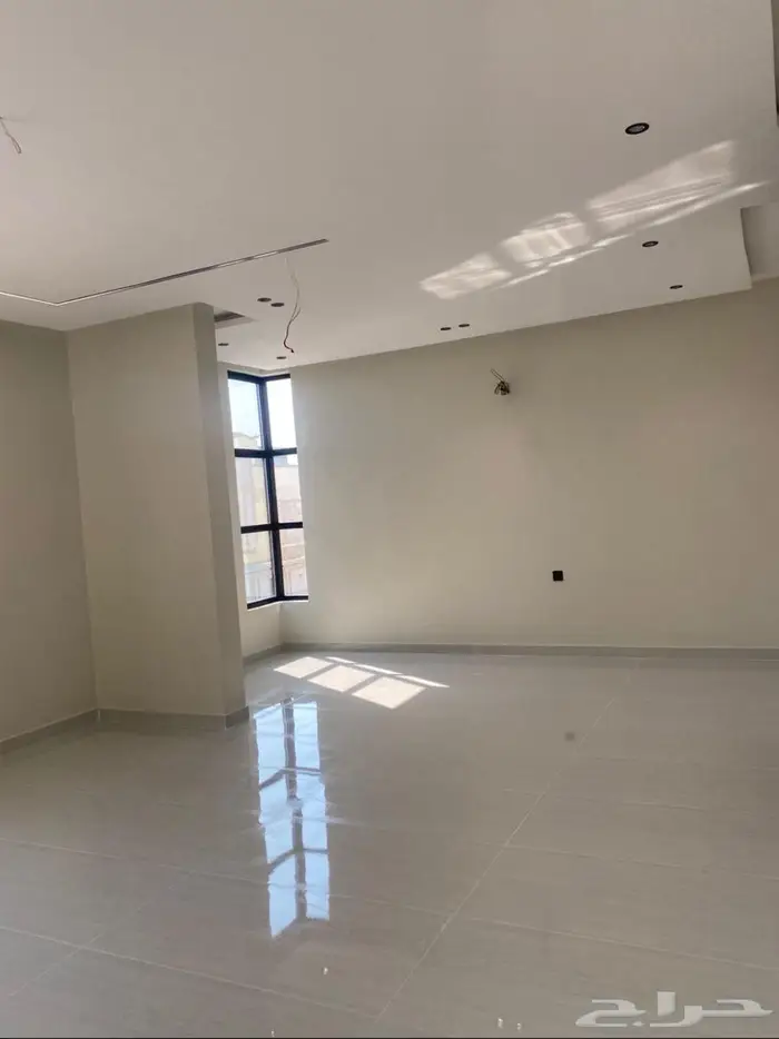 فيلا فاخره نظام درج داخلي للبيع عرض مميز 10