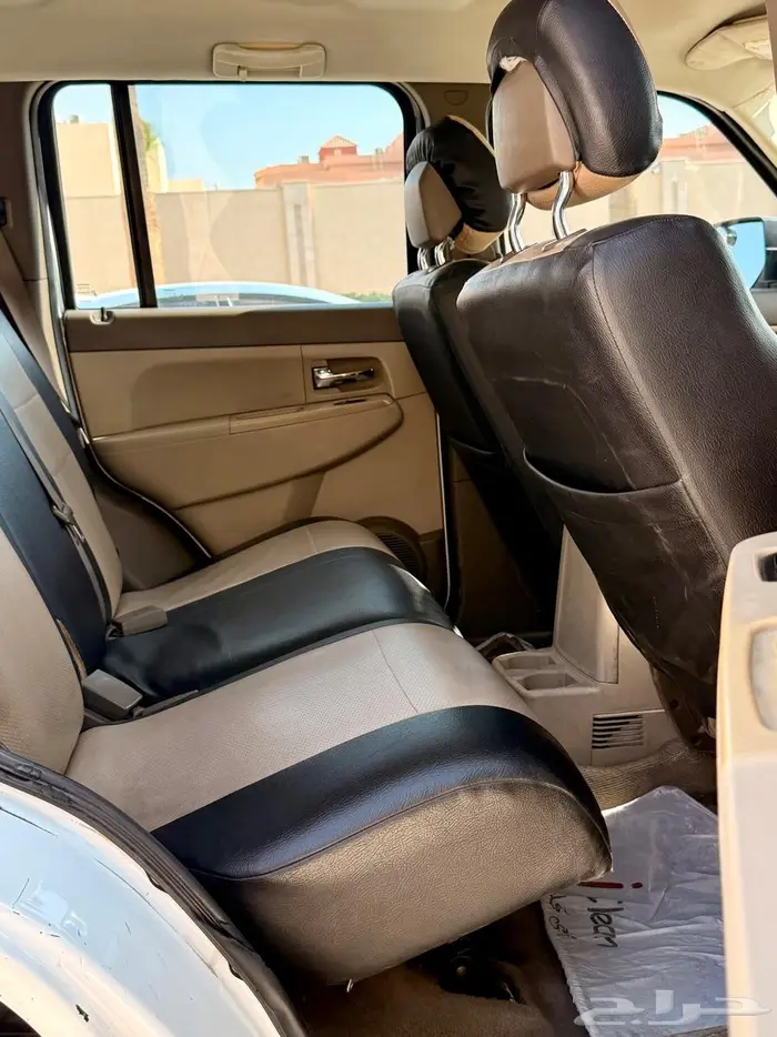 Jeep Cherokee 2011 12