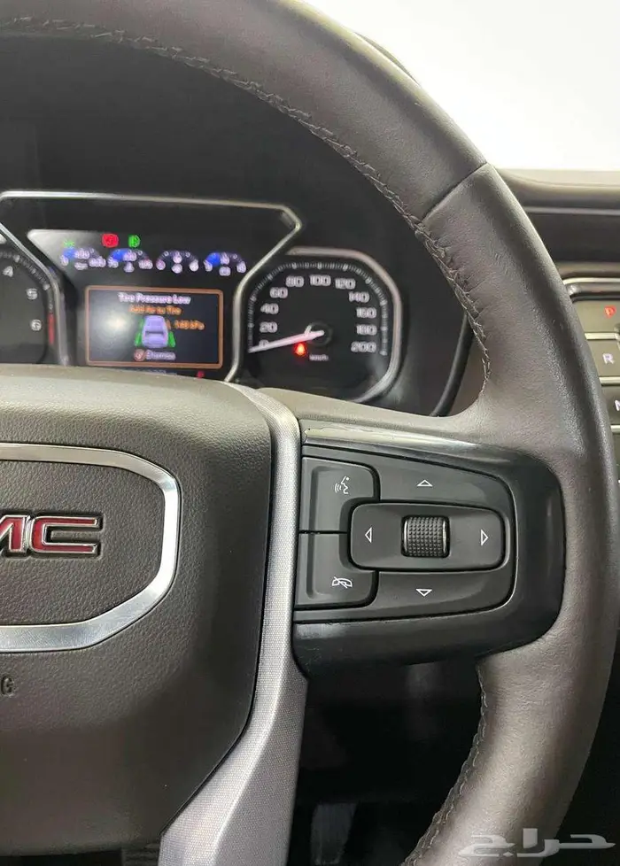 جي ام سي يوكن 2021 13