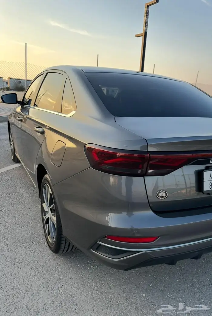 جيلي امجراند 2023 4