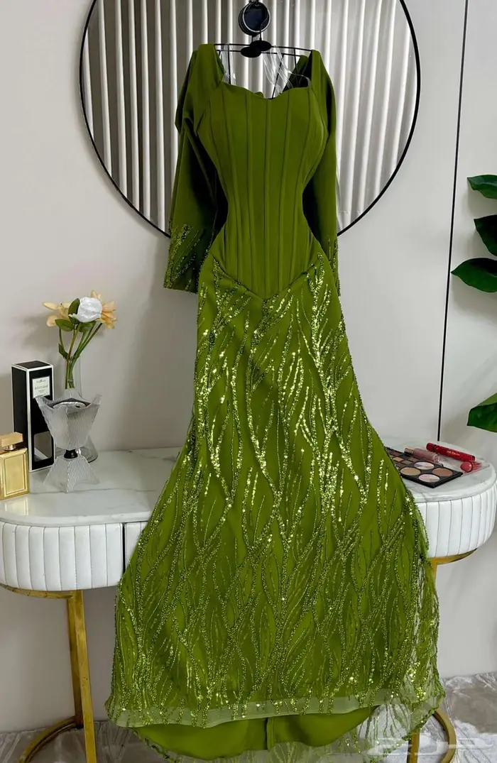 فساتين مناسبات حديثة بيع جملة وبيع بلحبه 34