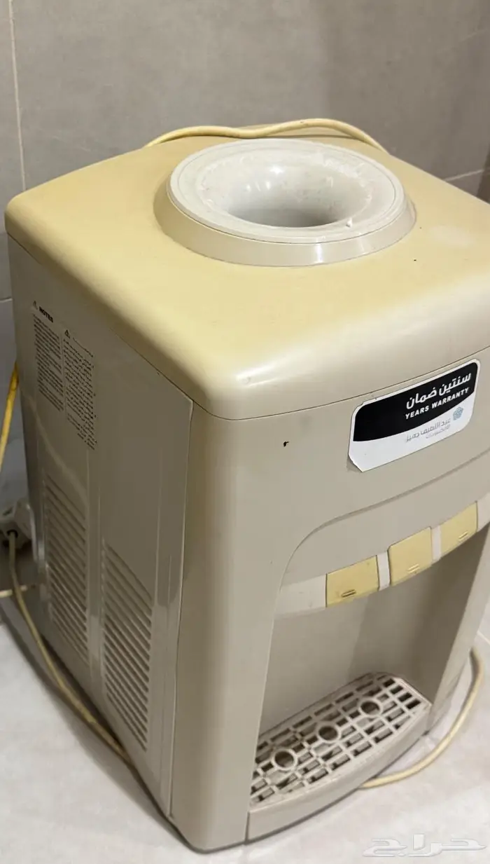 براد ماء نظيف ومافيه مشكله بيع مستعجل 150 0