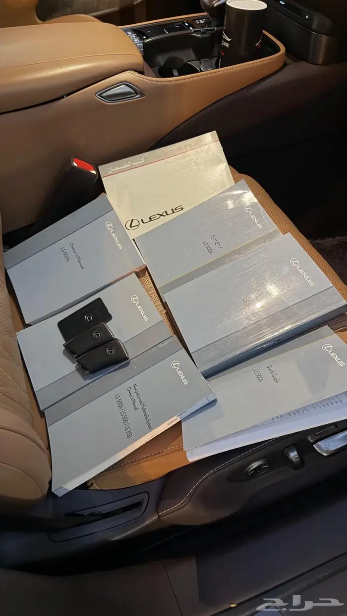 للبيع لكزس LS500H 21