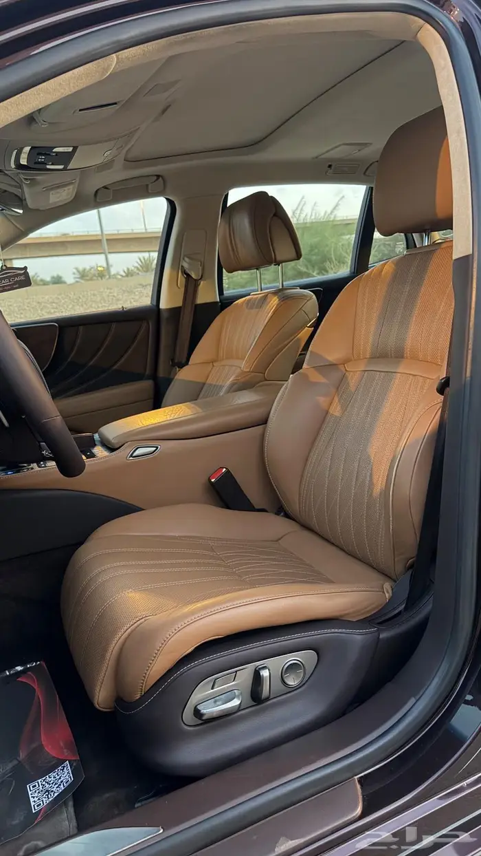 للبيع لكزس LS500H 13