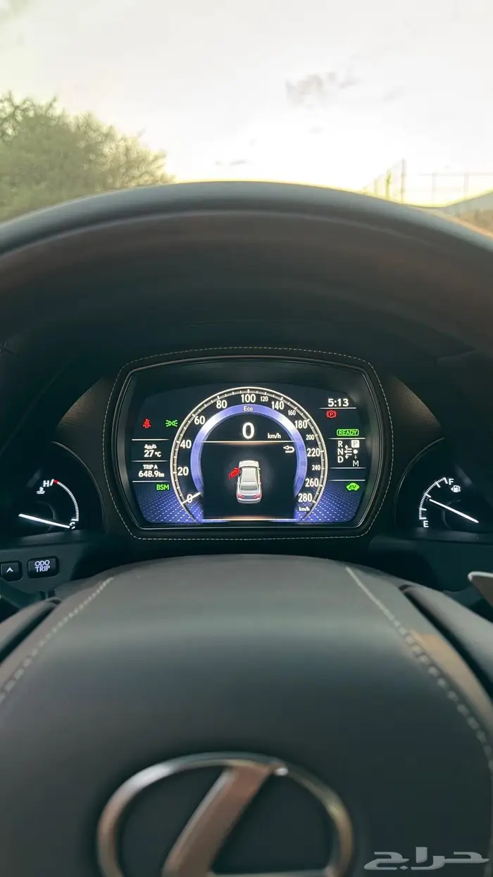 للبيع لكزس LS500H 17