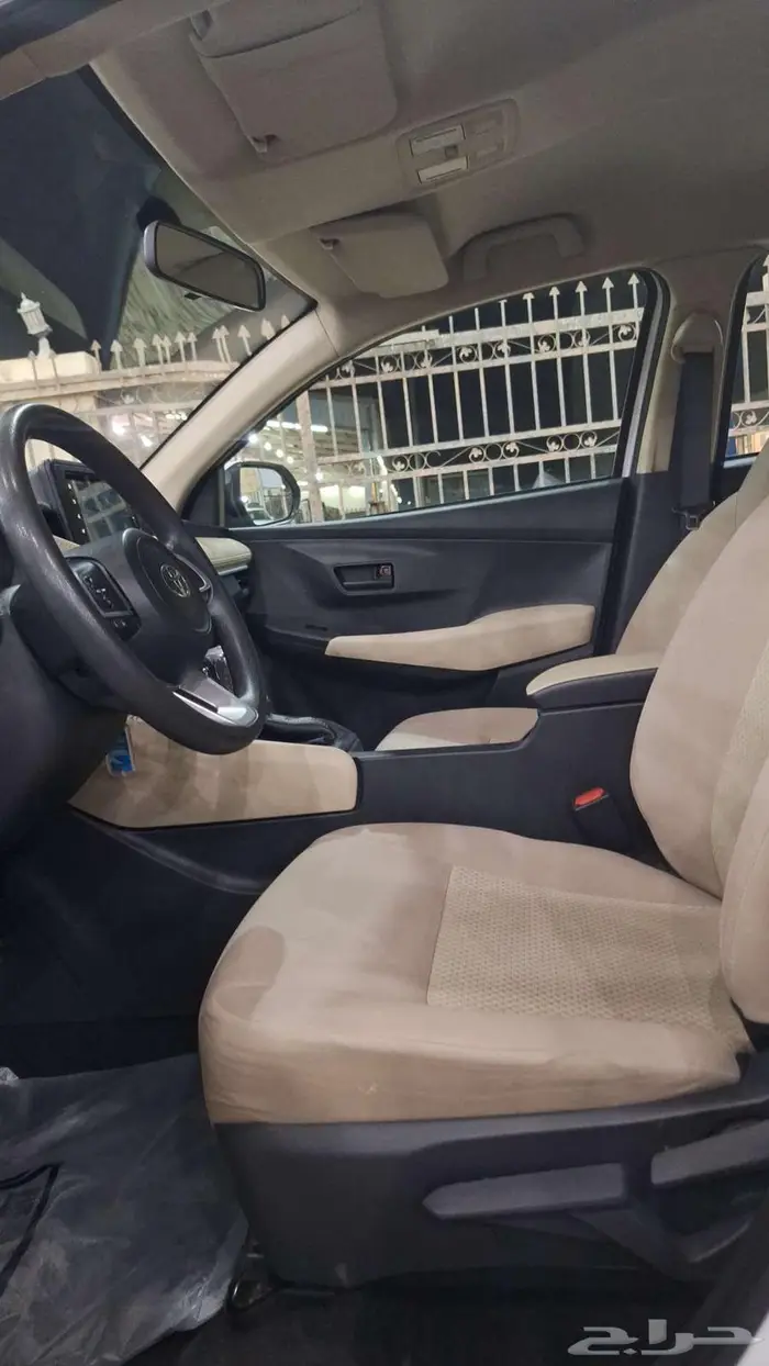 تويوتا يارس موديل 2023 Y 11